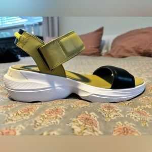 Sorel Explorer Blitz Stride Sandal (Women) - Olive Shade/Black